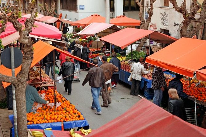 Santiago Like a Local: Private Walking Tour With Coffee, Markets, Street Food and San Cristobal Hill - Tour Itinerary