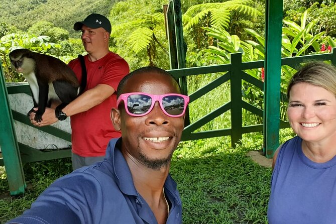 Shared Island Tour With Lunch & Admissions - Tour Highlights