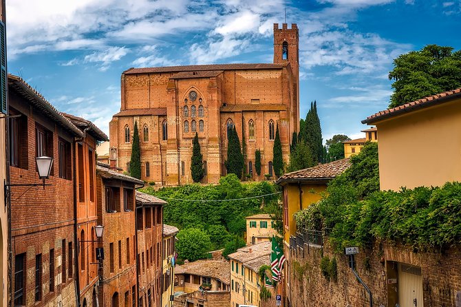 Siena Private Walking Tour With A Professional Guide - Tour Highlights
