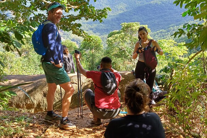 Small Group Hike to Saco Bravo Waterfall - Tour Guide and Logistics