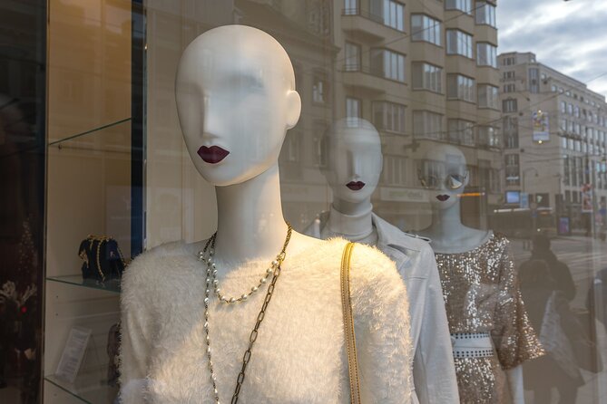 Small-Group Shopping Tour in Vancouver With a Stylist - Tour Highlights