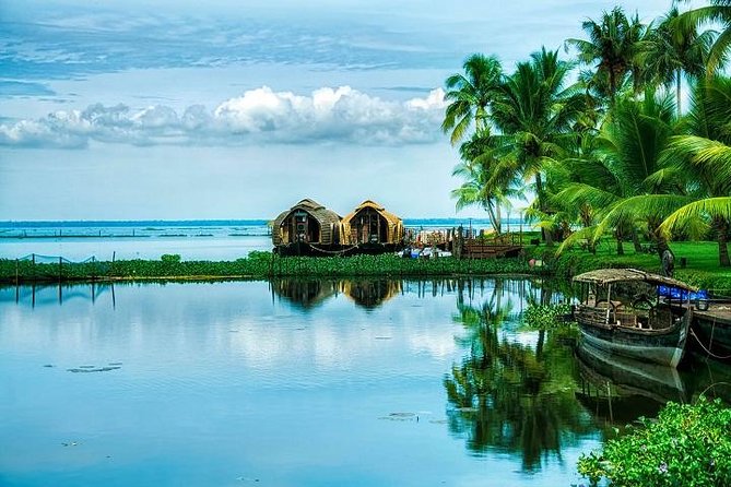 South India Tour- Temple Architecture and Backwaters - Highlights of South India Tour