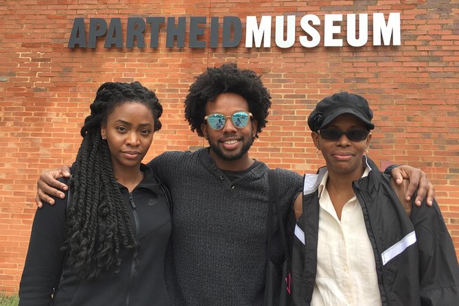 Soweto and Apartheid Museum Day Tour - Tour Overview