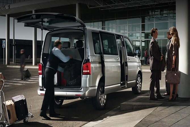 St. Maarten Private RED CARPET Airport Pick up and Transfers - Reviews of the Private Airport Transfer