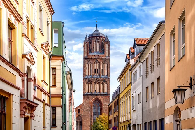 Stralsund: Old Town Highlights Private Walking Tour - Pickup and End Points
