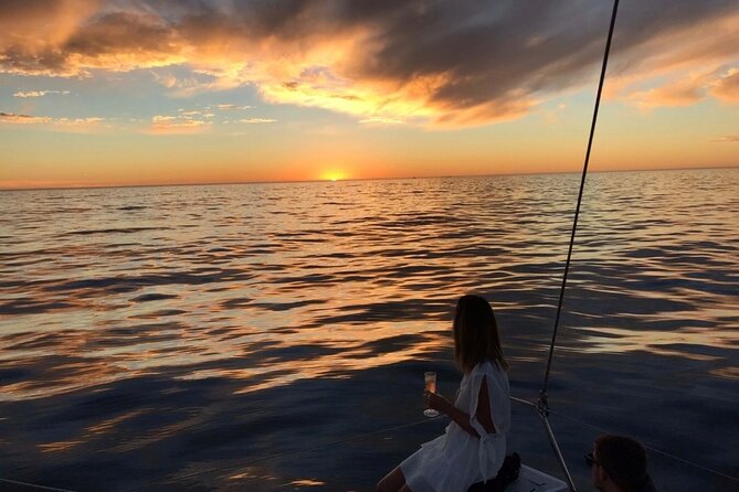 Sunset Champagne Cruise From Cape Town - Cruise Details