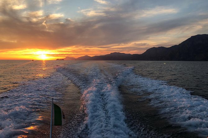 Sunset Cruise and a Dockside Dinner - Booking Information