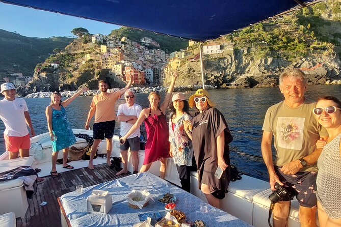 Sunset Private Boat Tour of Cinque Terre With Traditional Ligurian Gozzo - Tour Highlights