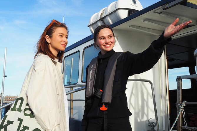 Suomenlinna Ferry and Guided Walking Tour in the Fortress - Overview of Suomenlinna Ferry and Walking Tour