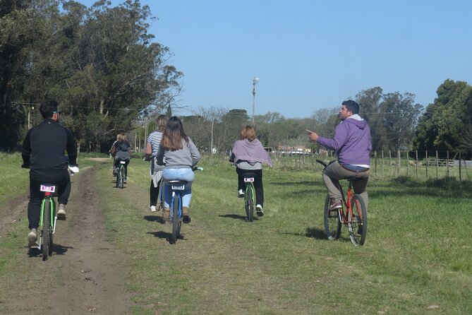 Thousand Rumbos Bike Tourism - Visual Representation and Influence