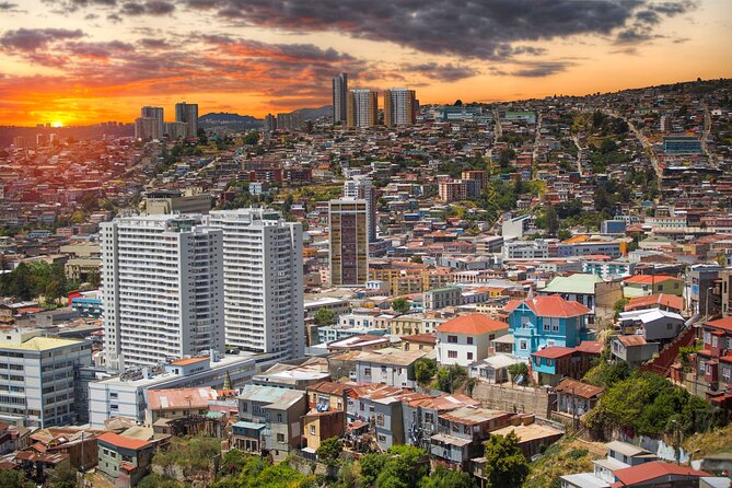 Valparaiso Tour With Local Guide: Rave Reviews - Tour Overview