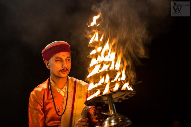 Varanasi Tour in 2 Days Without Accommodation - Tour Highlights
