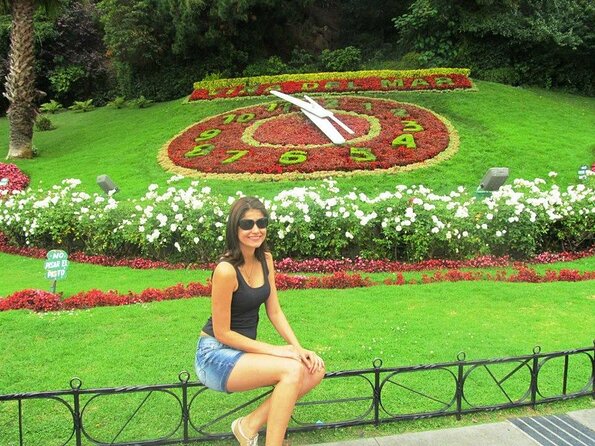Vina Del Mar and Valparaiso Full-Day Tour From Santiago - Pricing and Value