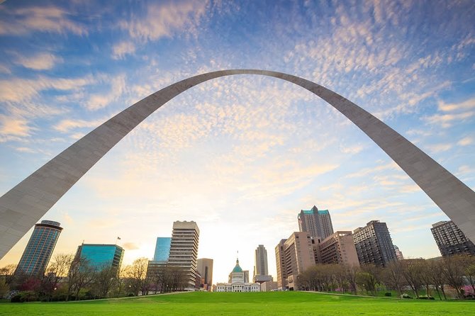 Walking Tour of the Saint Louis Fascinating History - Must-See Landmarks and Monuments