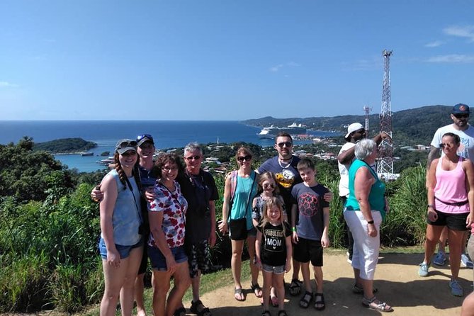 Wildlife Adventure: Glass-Bottom Boat and Chocolate Factory - Excursion Details
