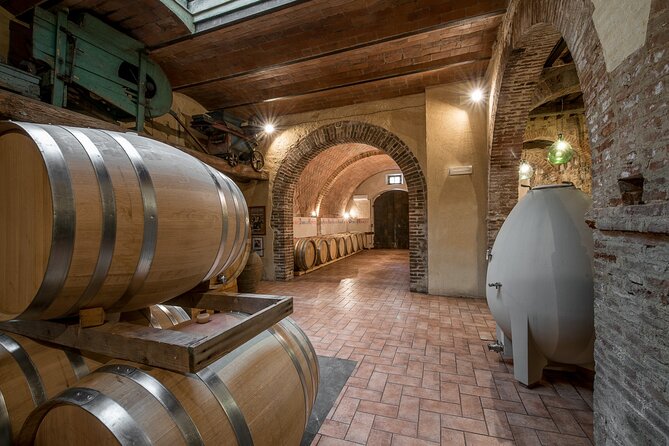 Wine Tasting and Visit to the Vineyard and Cellar in Trequanda - Accessibility Information