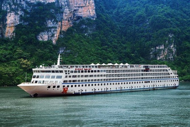 Yangtze River Cruise From Chongqing to Yichang Downstream in 4 Days 3 Nights - Trip Duration and Languages