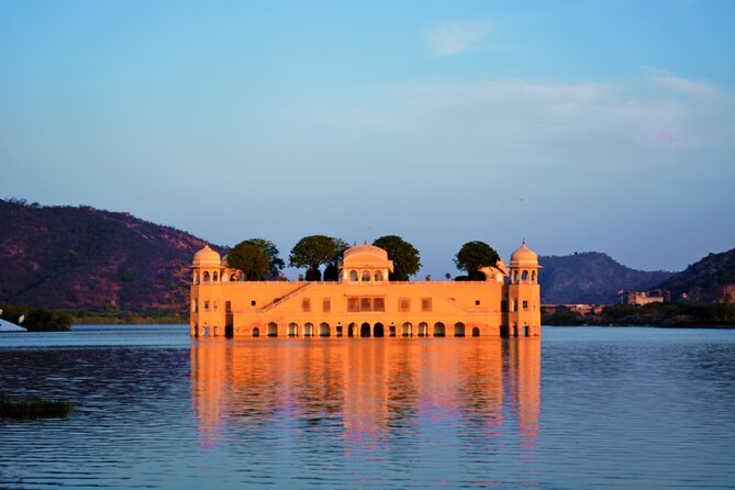 2 Days Private Tour of Jaipur With Amber Fort and City Palace