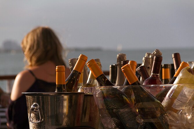 2-Hour Chicago Wine and Cheese Cruise - Departure Details