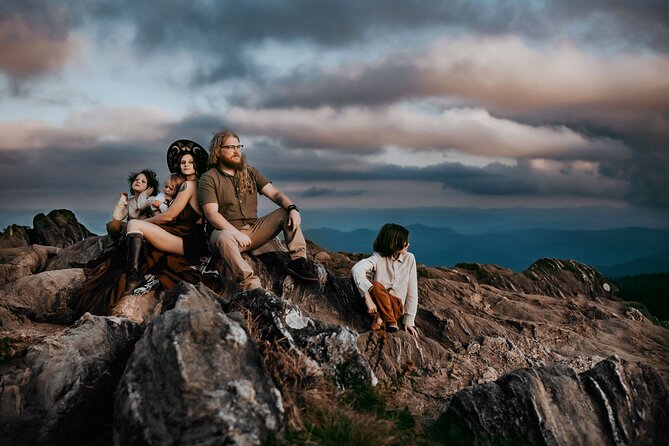 2-Hour Hiking Experience With Carly Buntin Photography - Good To Know