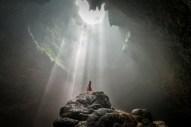 1 Day Yogyakarta Tour Jomblang Cave and Pindul Cave Tubing - Pricing and Inclusions