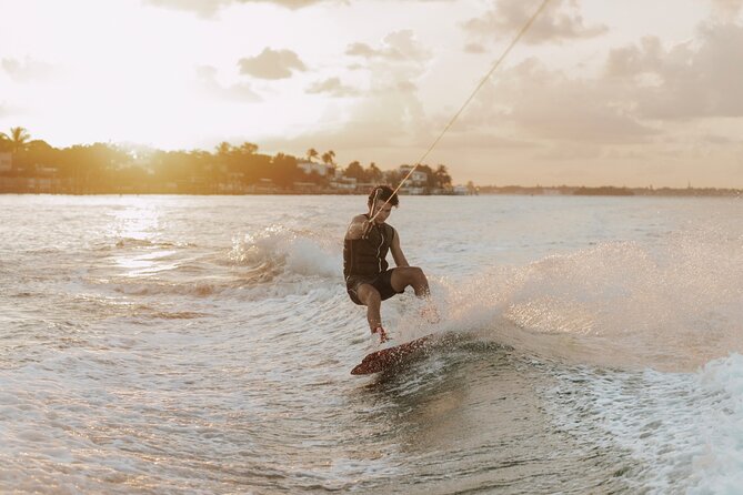 1-Hour Private Wakeboard Lesson in Miami Beach - Suitable Group Sizes