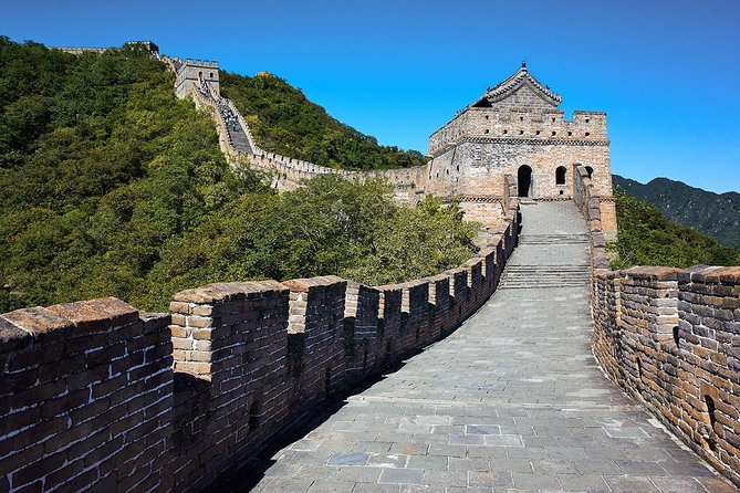 16-Day Private China Essence Tour With Yangtze River Cruise - Accommodation and Transportation Details