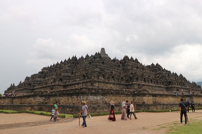2-Day Java Tour From Bali Including Yogyakarta and Borobudur Temple - Tour Details