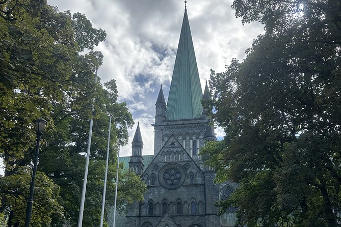 2 Hour City Walk Through Trondheim - Overview of the City Walk