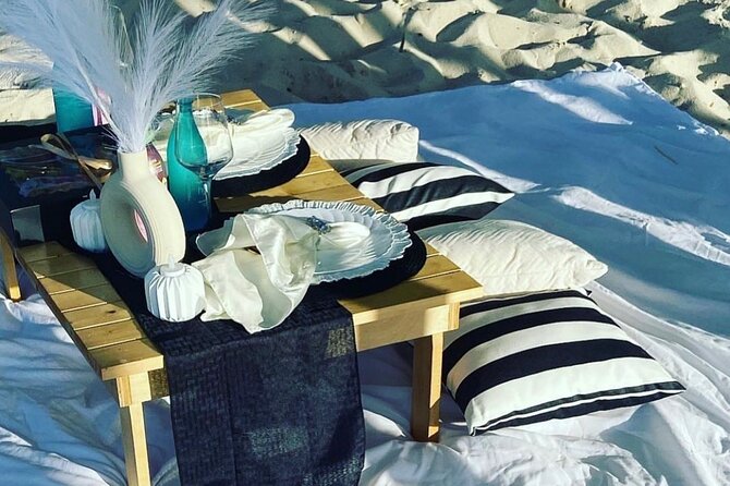 2-hour Private Luxury Picnic in Nassau - Logistics