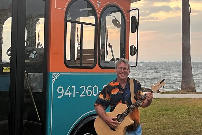 2 Hour Sunset Cabaret Tour in Sarasota - Inclusions and Meeting Details