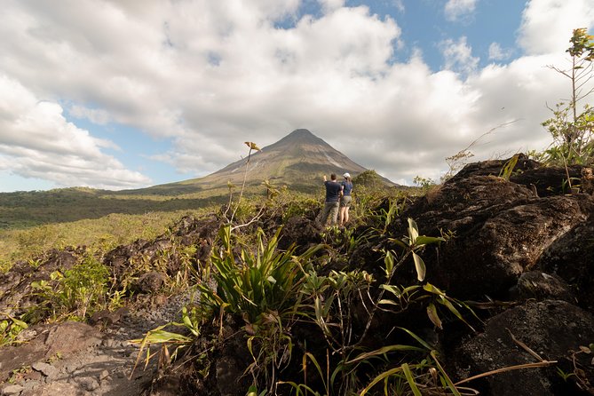 2-in-1 Arenal Volcano Combo Tour: La Fortuna Waterfall and Volcano Hike - Tour Overview and Highlights