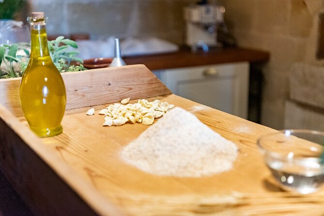 3 Hour Small Group Pasta Workshop and Farmers Lunch in the Cave - Cave Dining Experience
