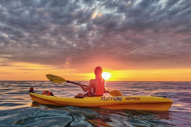 3 Hours Guided Excursions at Sunrise and Sunset at the Conero in Canoe - Sunset Excursion Logistics