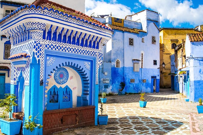 5 Days Private Tour From Tangier to Marrakech via the Sahara Desert - Accommodation and Meals