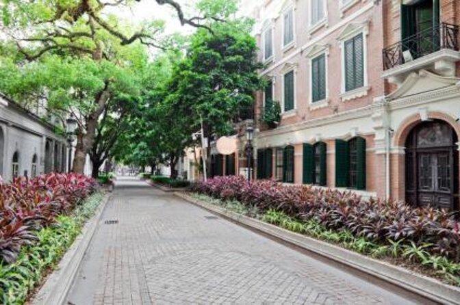 5-Hour Sai Kwan Walking Tour With Unique Food Tasting - Private Guided Walking Tour