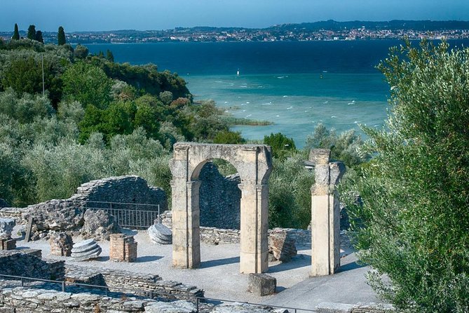 A Walking Tour and a Mini-Cruise in Sirmione - Reviews and Ratings
