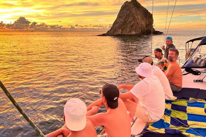 Afternoon in a Private Sailing Boat in the Tayrona Park - Relax and Unwind on the Sailing Boat