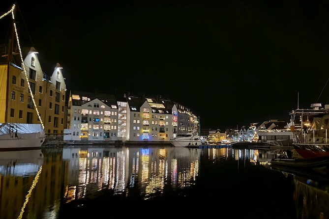 Ålesund Two Hour Walking City Tour - Architectural Wonders