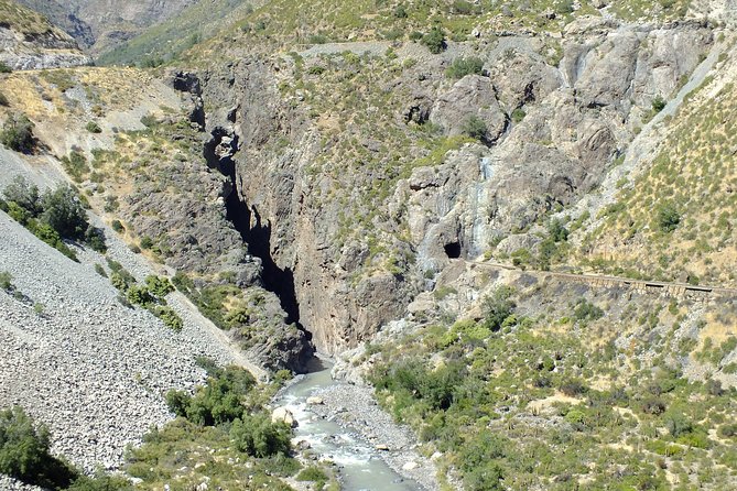 Andes Tour to Portillo Inca Lagoon With San Esteban Vineyard Empanada & Wine - Cancellation Policy