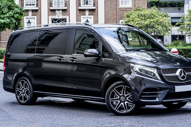 Arrival Private Transfer: Airport FLL to Hollywood Beach in Luxury Van - Accessibility and Private Group Tour