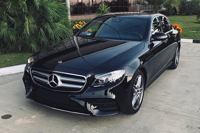 Arrival Private Transfer: Tambo Airport JNB to Johannesburg in Business Car - Private Transfer Details
