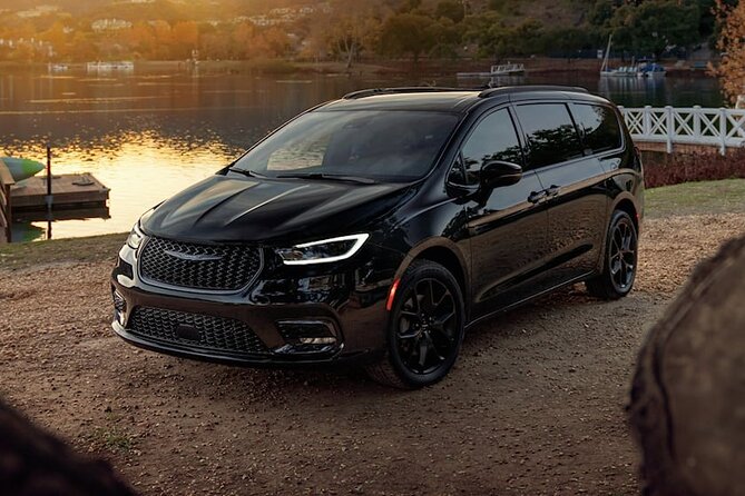 Arrival Transfer Montreal Airport YUL to Montreal by Cars or SUV - Booking Details and Flexibility