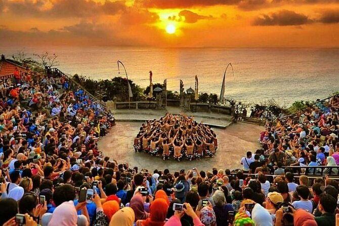 Balis Best Sunset: Uluwatu Kecak Dance & Dinner Jimbaran Beach - Mesmerizing Kecak Dance Performance
