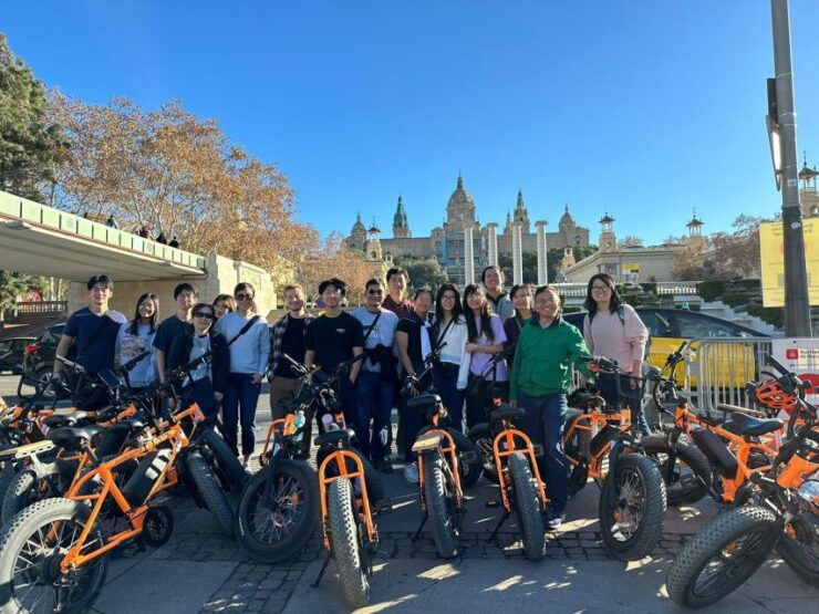 Barcelona Tour With French Guide 25-тOp Sites, Bike/Ebike - Booking Information