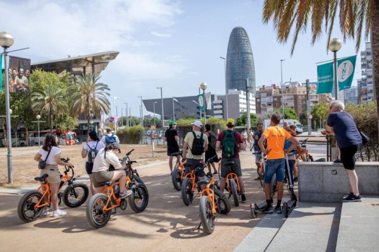 Barcelonatour ТOP-20 Main Sights on E-Scooter/E-Bike - Benefits of Exploring on E-Scooter/E-Bike