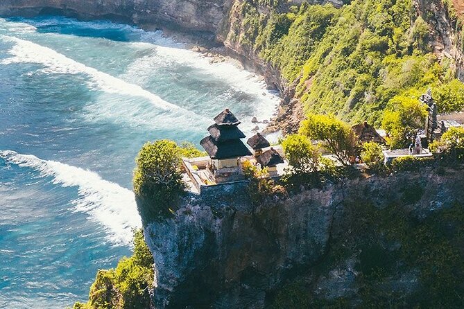 Beautiful Beaches of Bali and Sunset at Uluwatu Temple With Kecak Dance Show - Exploring Uluwatu Temple