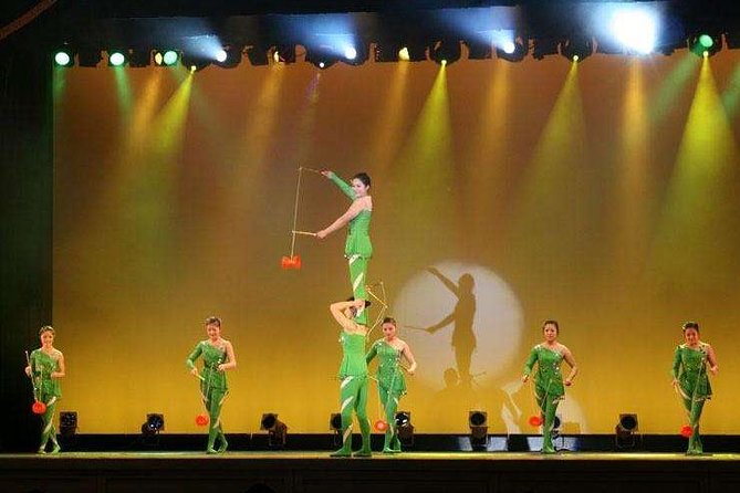 Beijing Roast Duck Banquet and Acrobatics Show With VIP Seats Evening Tour - Spectacular Acrobatic Show