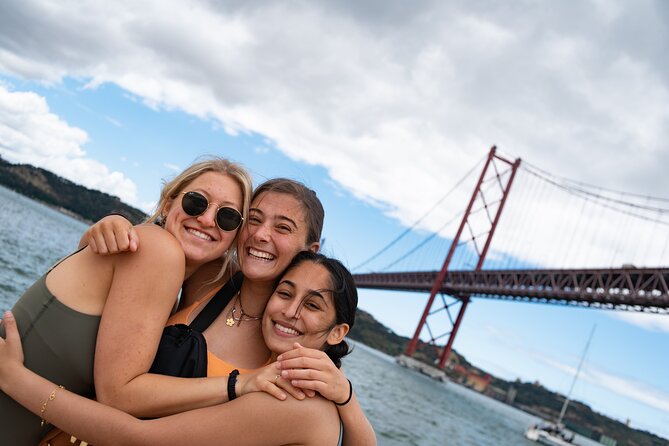 Bike Tour a Visit of Lisbon With a Professional Photographer 10 Start Onviator - Bike Rental and Exploration of Lisbon