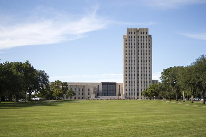 Bismarck Scavenger Hunt: Beautiful Bismarck - Whats Included